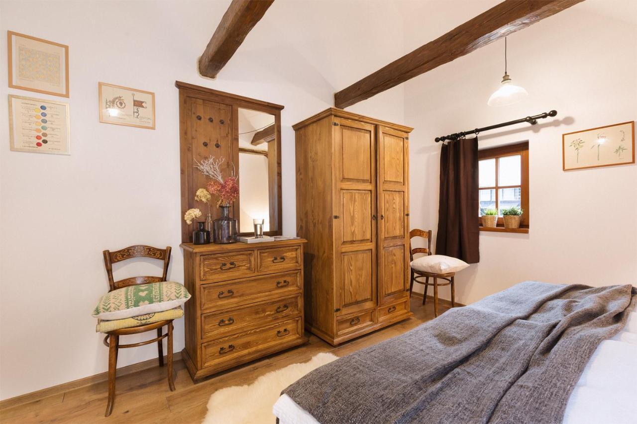 Lodge Mistrik